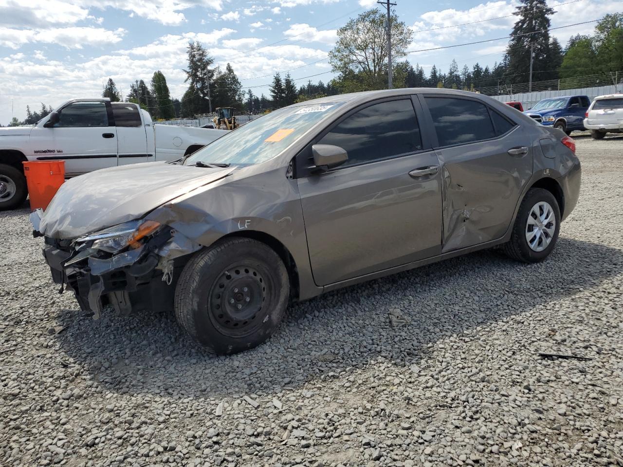 2017 TOYOTA COROLLA