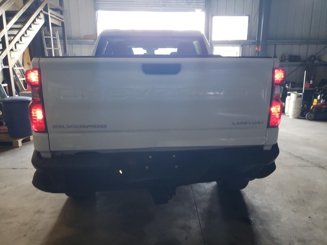 2025 CHEVROLET Silverado
