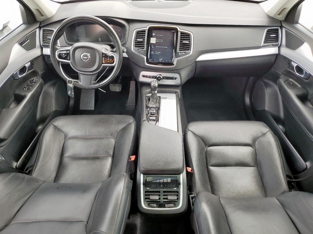 2018 VOLVO XC90