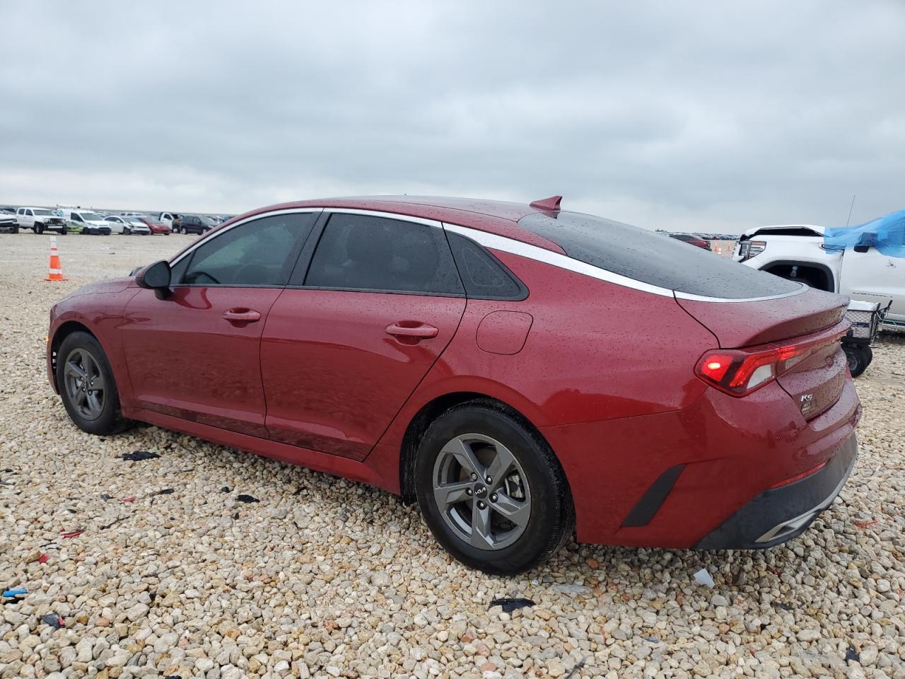 2022 KIA K5
