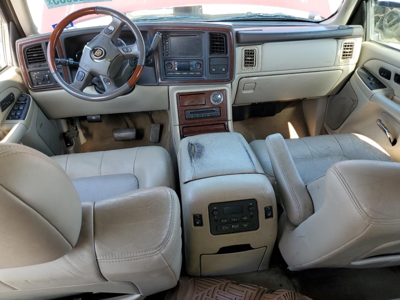 2005 CADILLAC ESCALADE