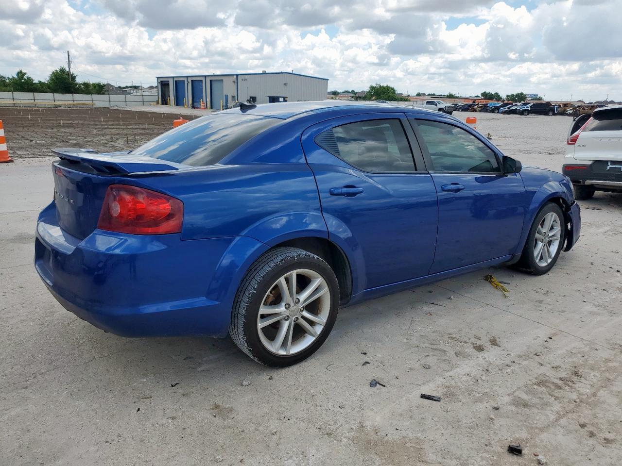 2014 DODGE Avenger
