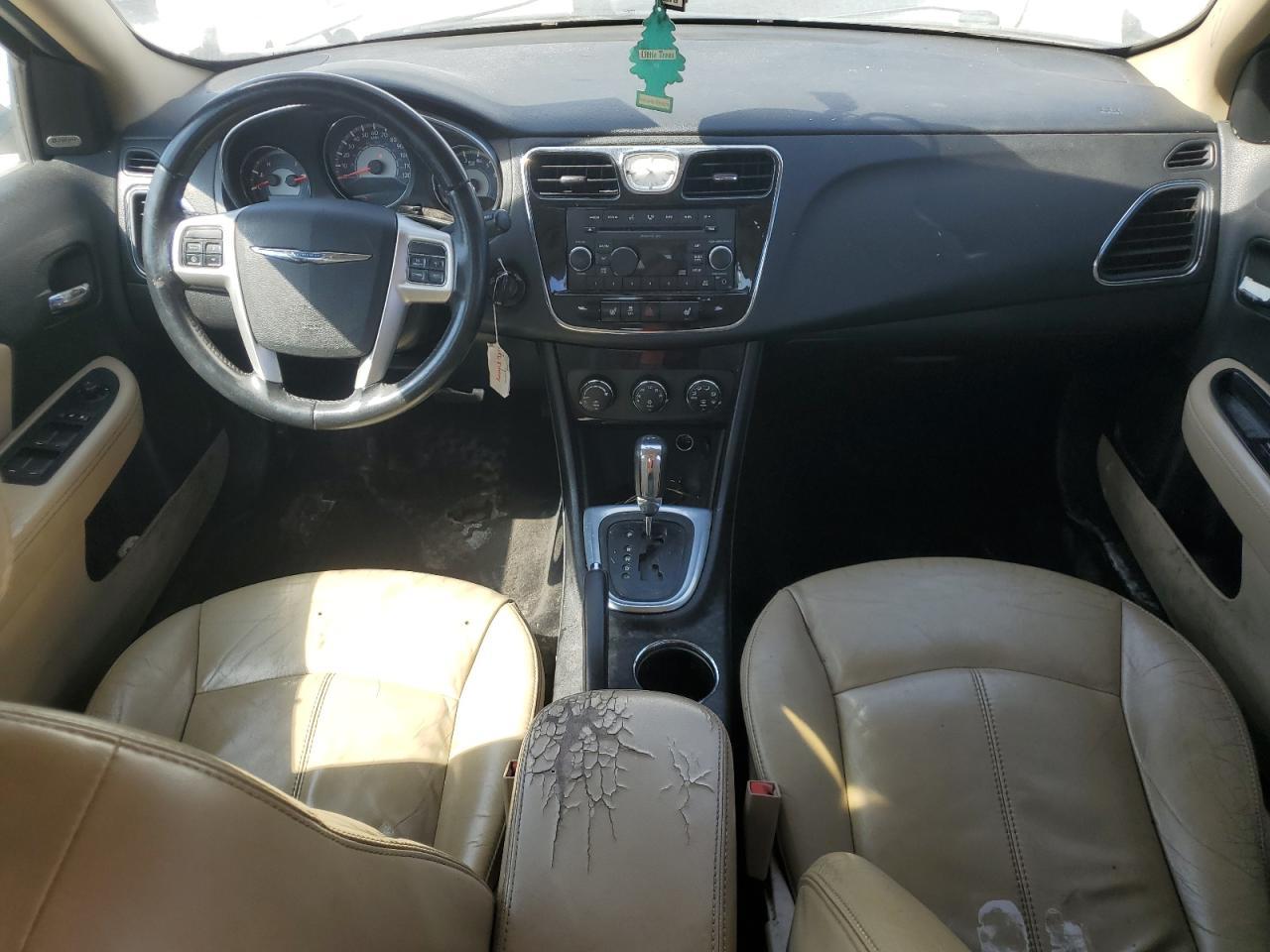 2013 CHRYSLER 200