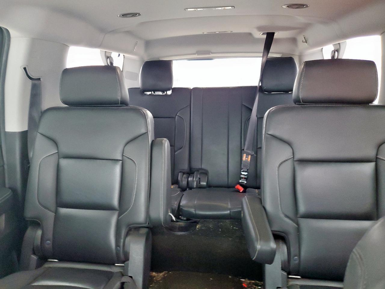 2018 CHEVROLET Suburban