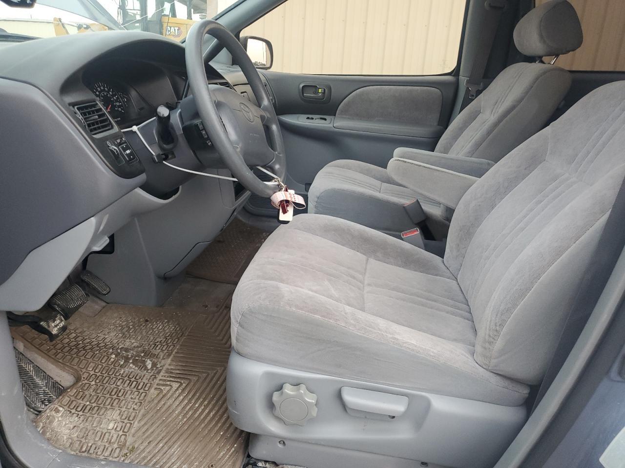2000 TOYOTA SIENNA