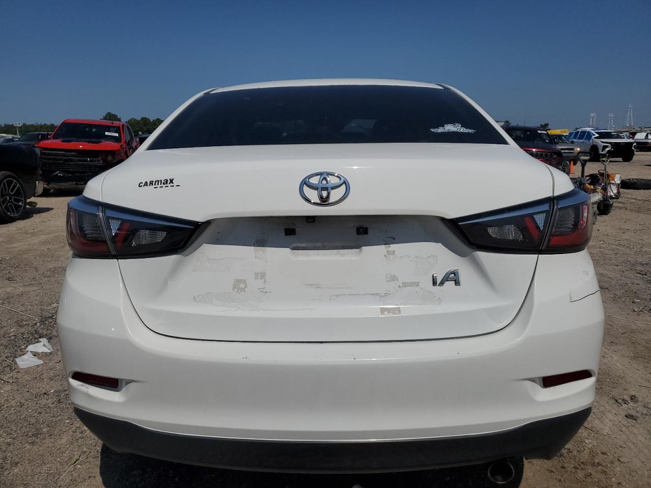 2018 TOYOTA YARIS