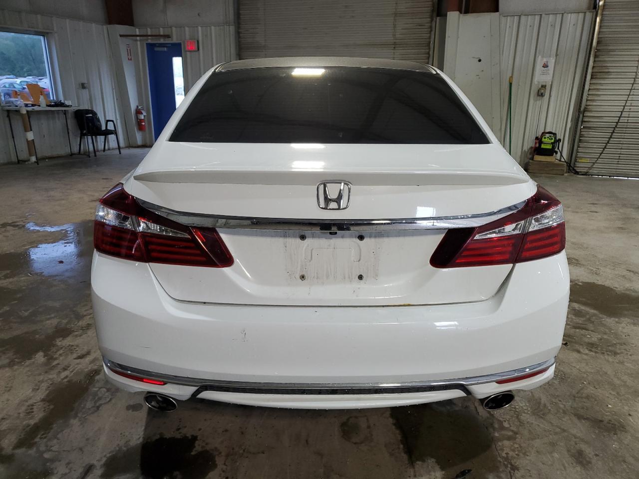 2017 HONDA ACCORD