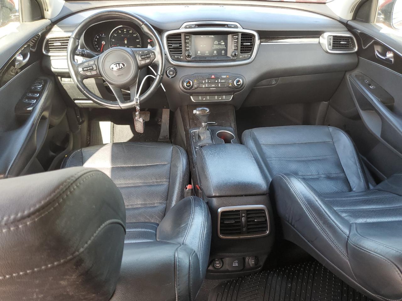 2017 KIA SORENTO
