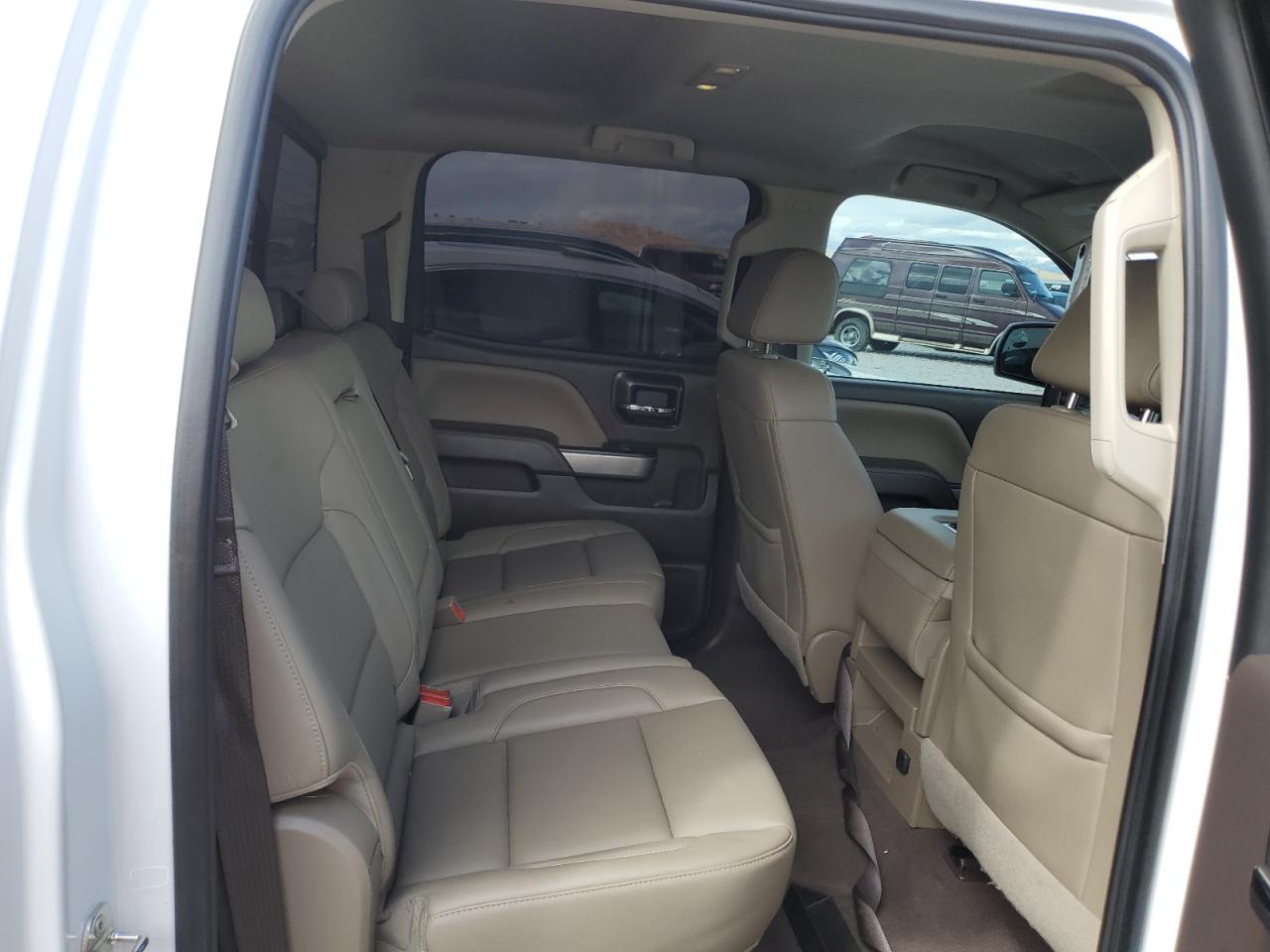 2018 CHEVROLET Silverado