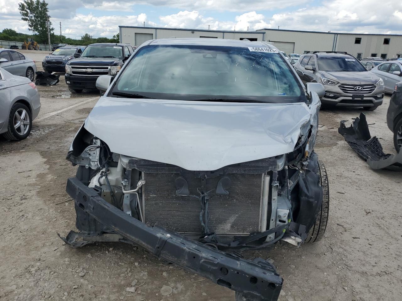 2019 TOYOTA SIENNA