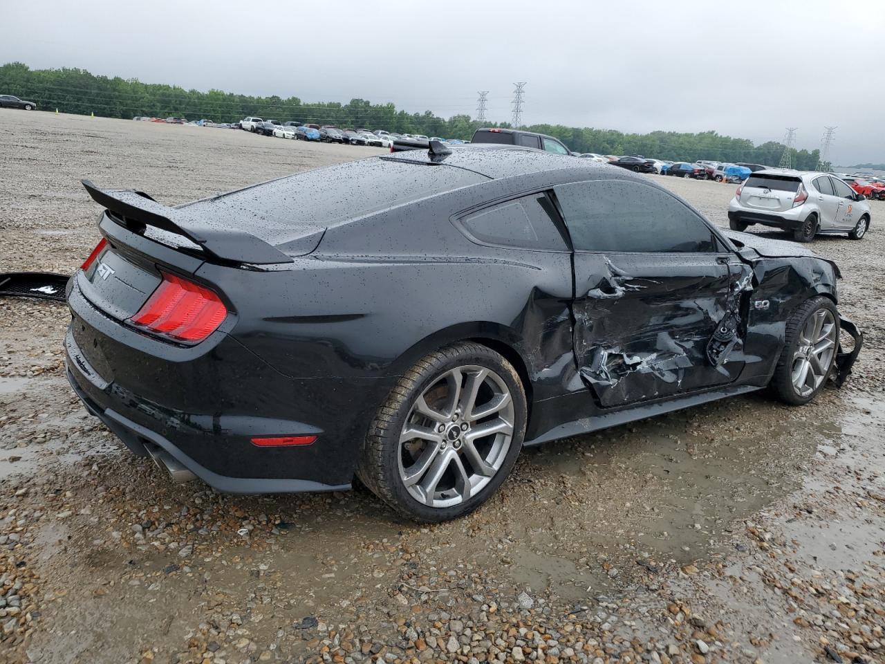 2021 FORD MUSTANG