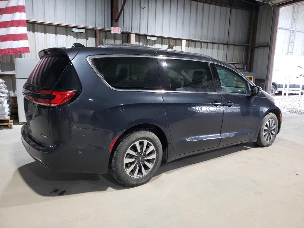2021 CHRYSLER Pacifica