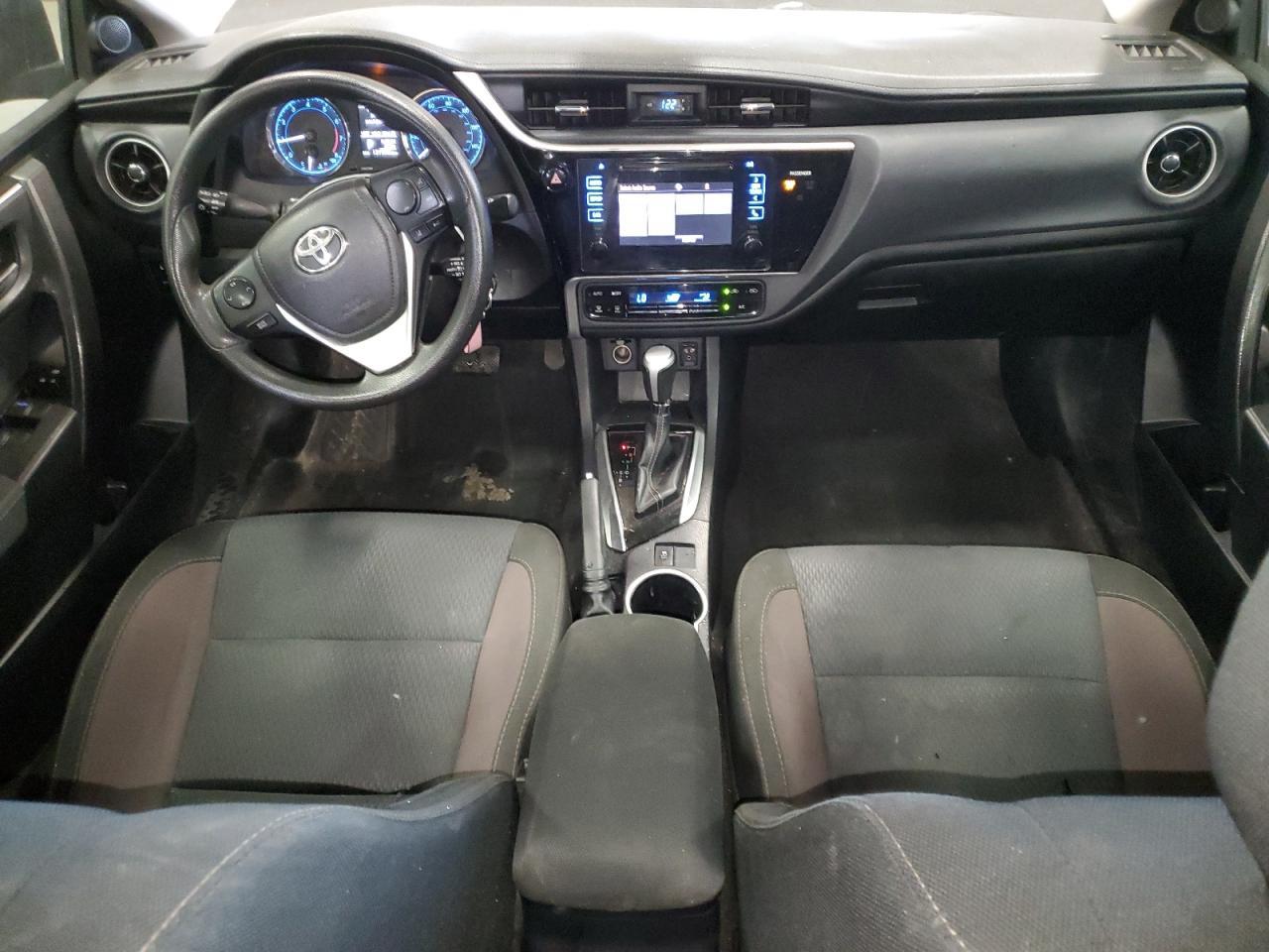 2017 TOYOTA COROLLA