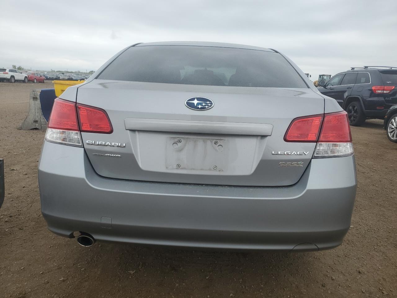 2010 SUBARU Legacy