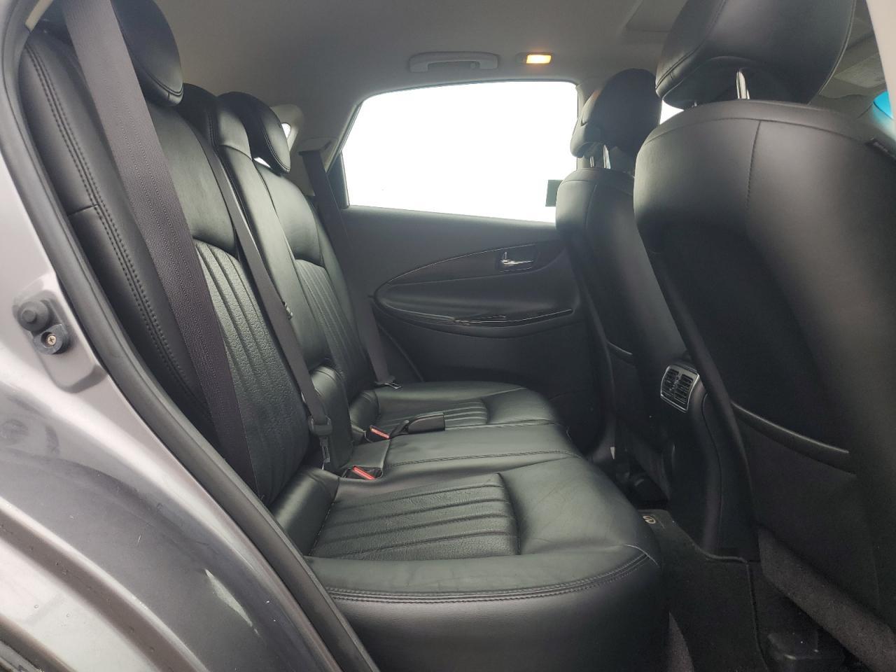 2012 INFINITI EX35