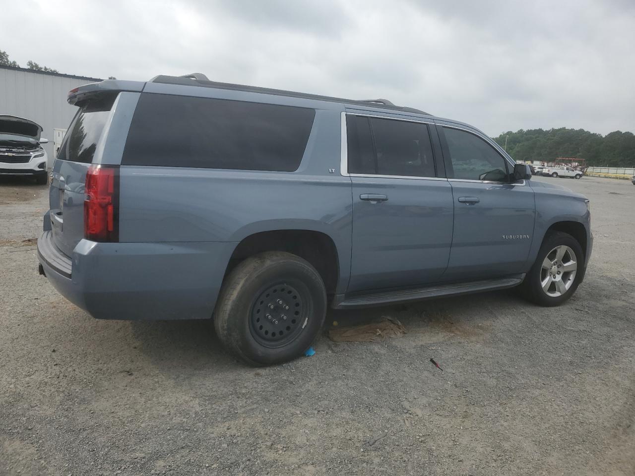 2016 CHEVROLET Suburban