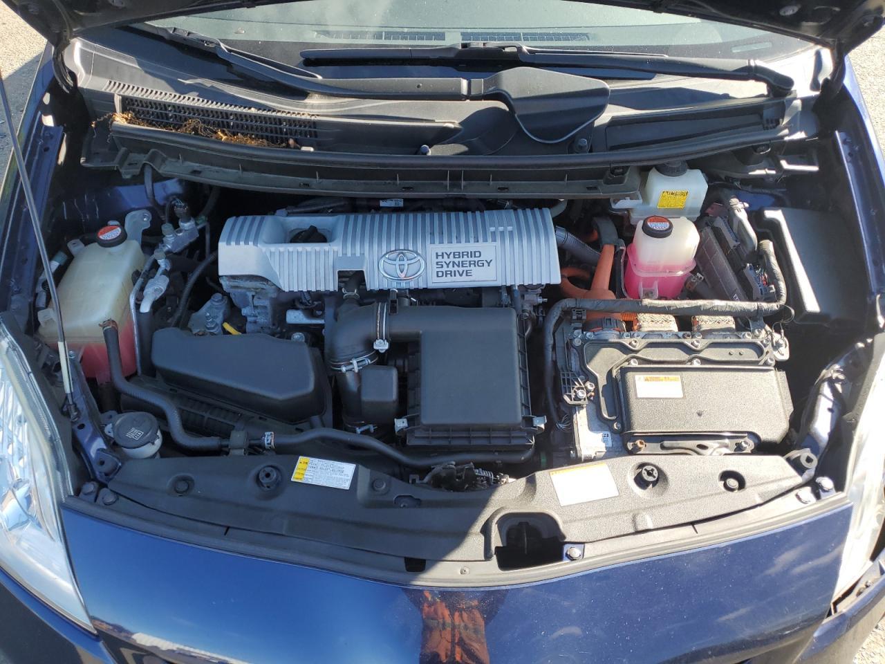 2015 TOYOTA PRIUS