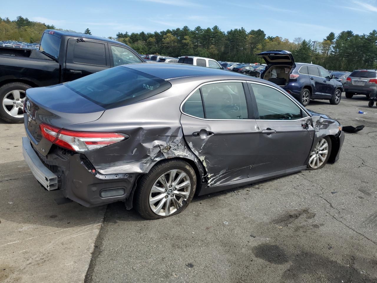 2018 TOYOTA CAMRY