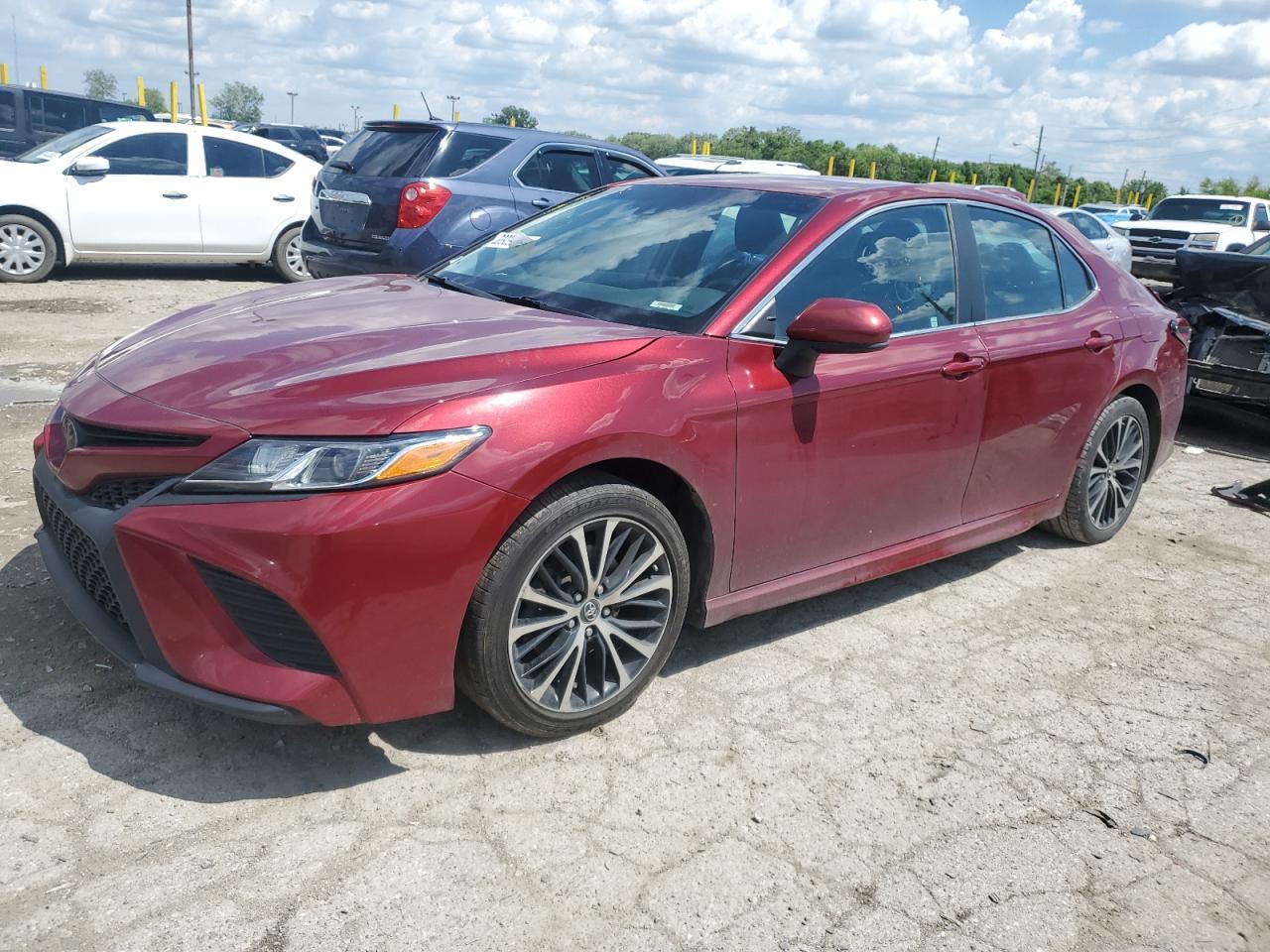 2018 TOYOTA CAMRY