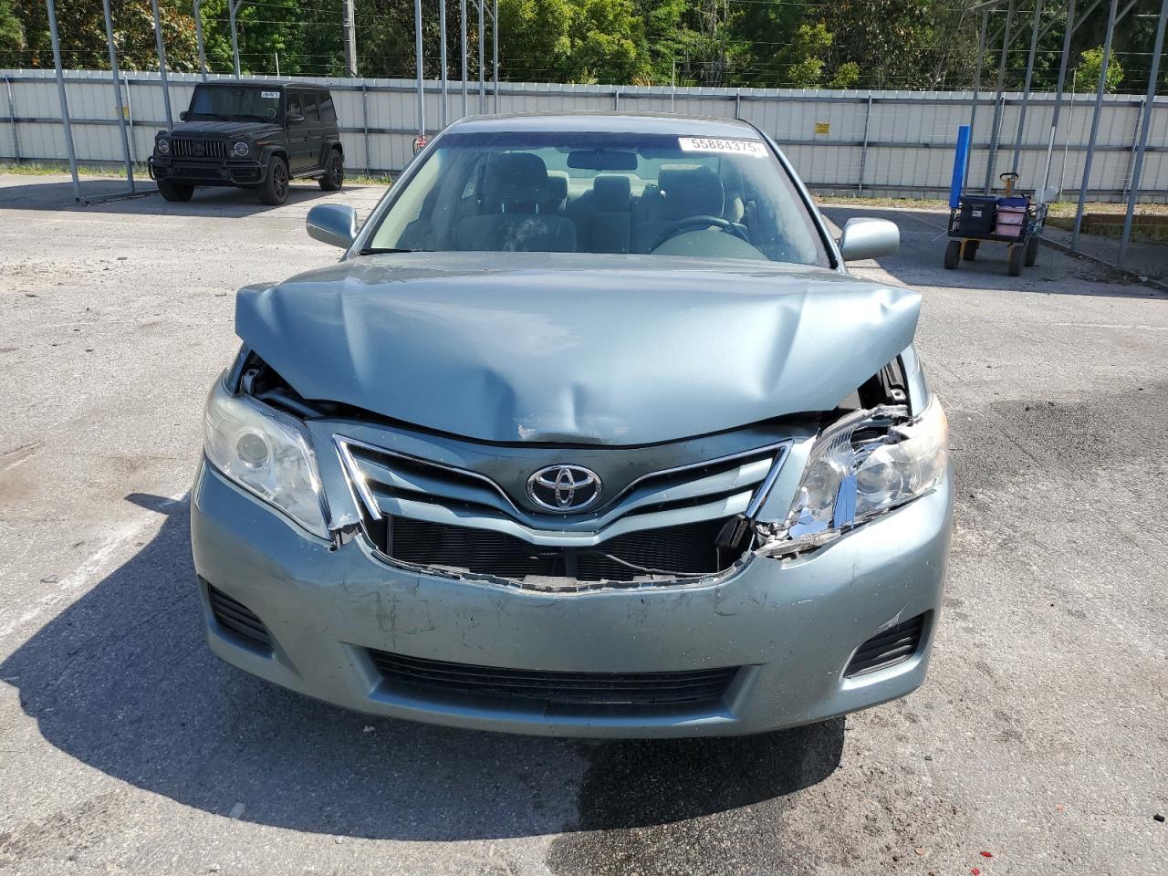 2011 TOYOTA CAMRY