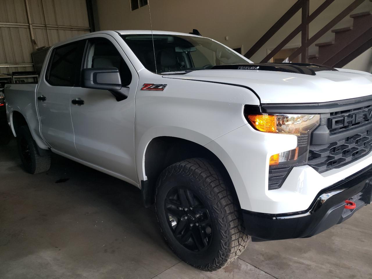2025 CHEVROLET Silverado