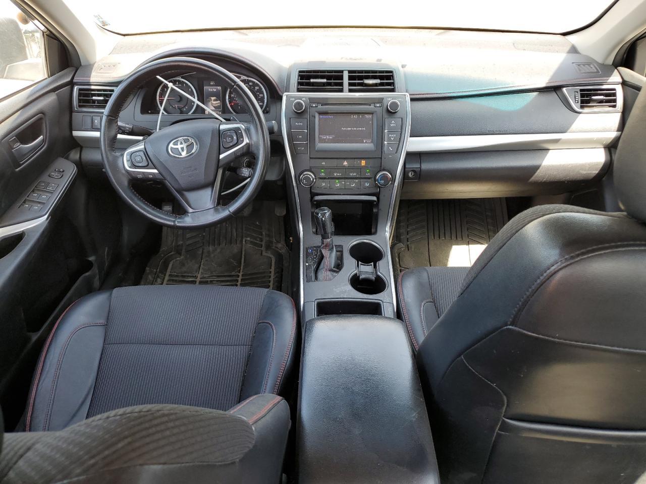 2016 TOYOTA CAMRY