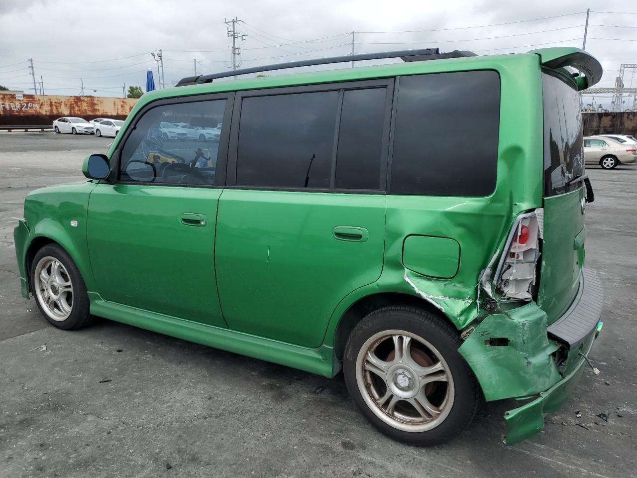 2006 TOYOTA SCION