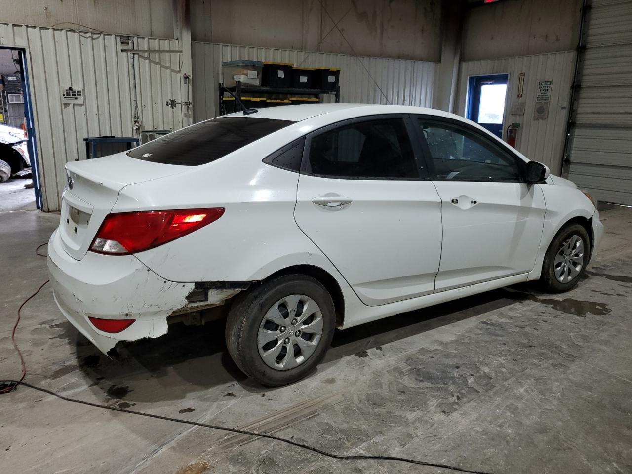 2015 HYUNDAI ACCENT