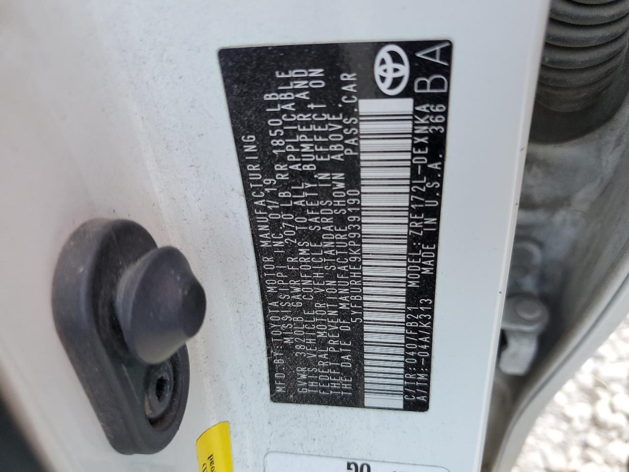 2019 TOYOTA COROLLA