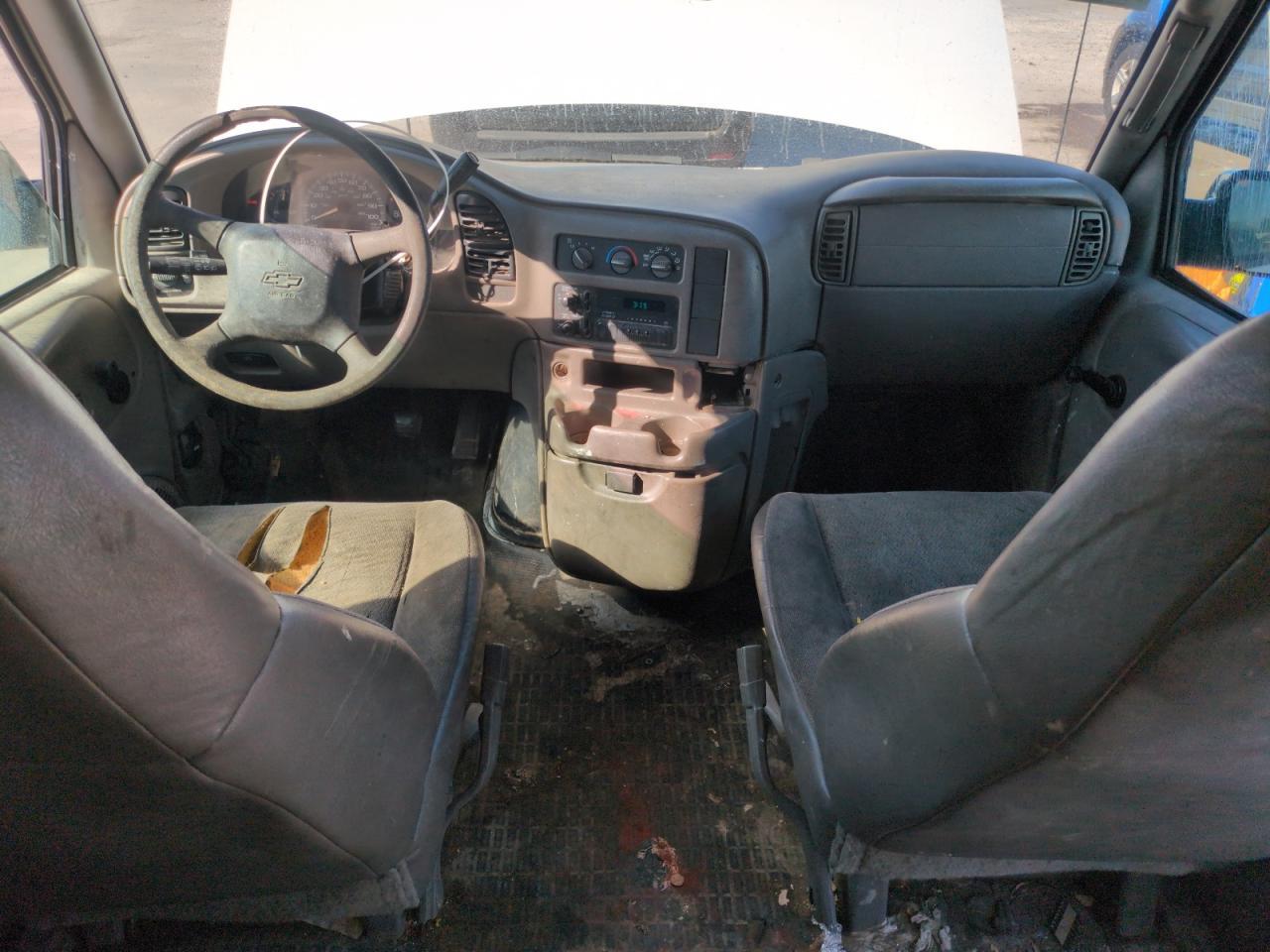 2004 CHEVROLET Astro
