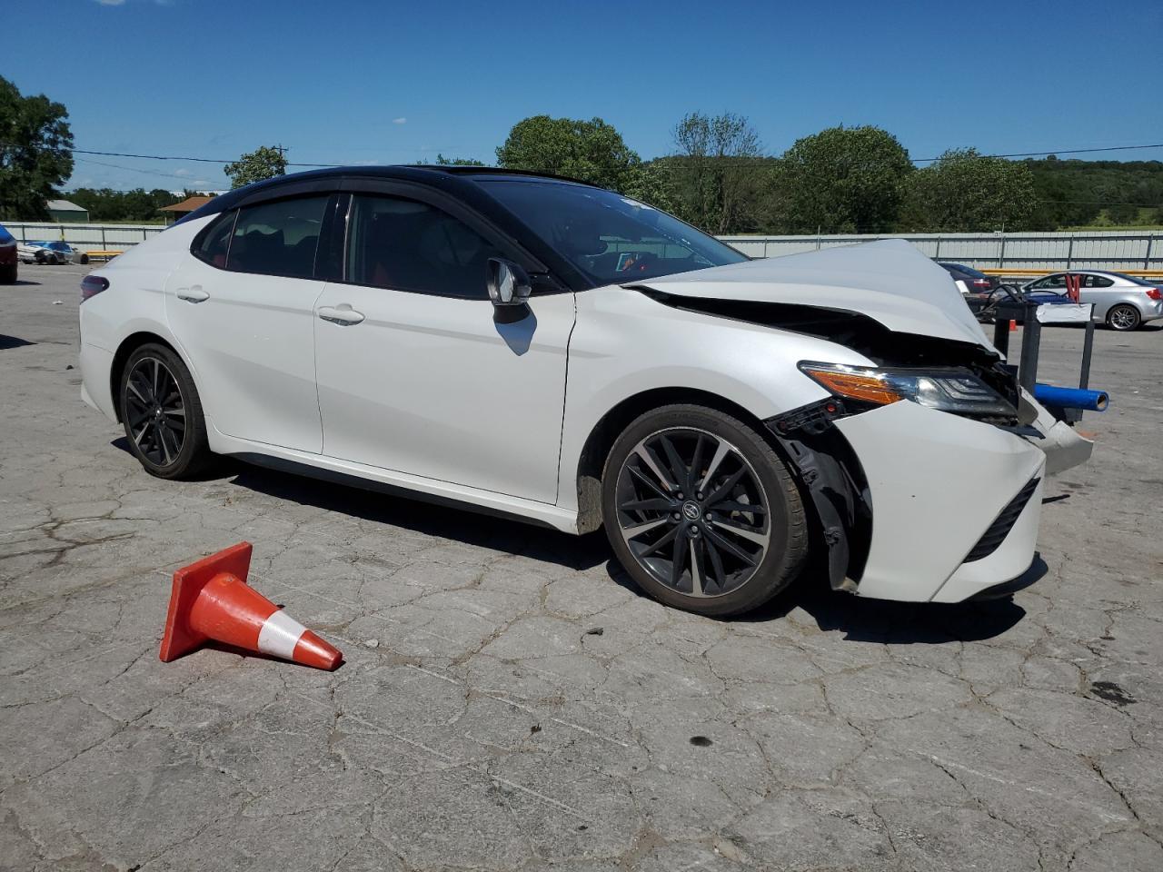 2019 TOYOTA CAMRY