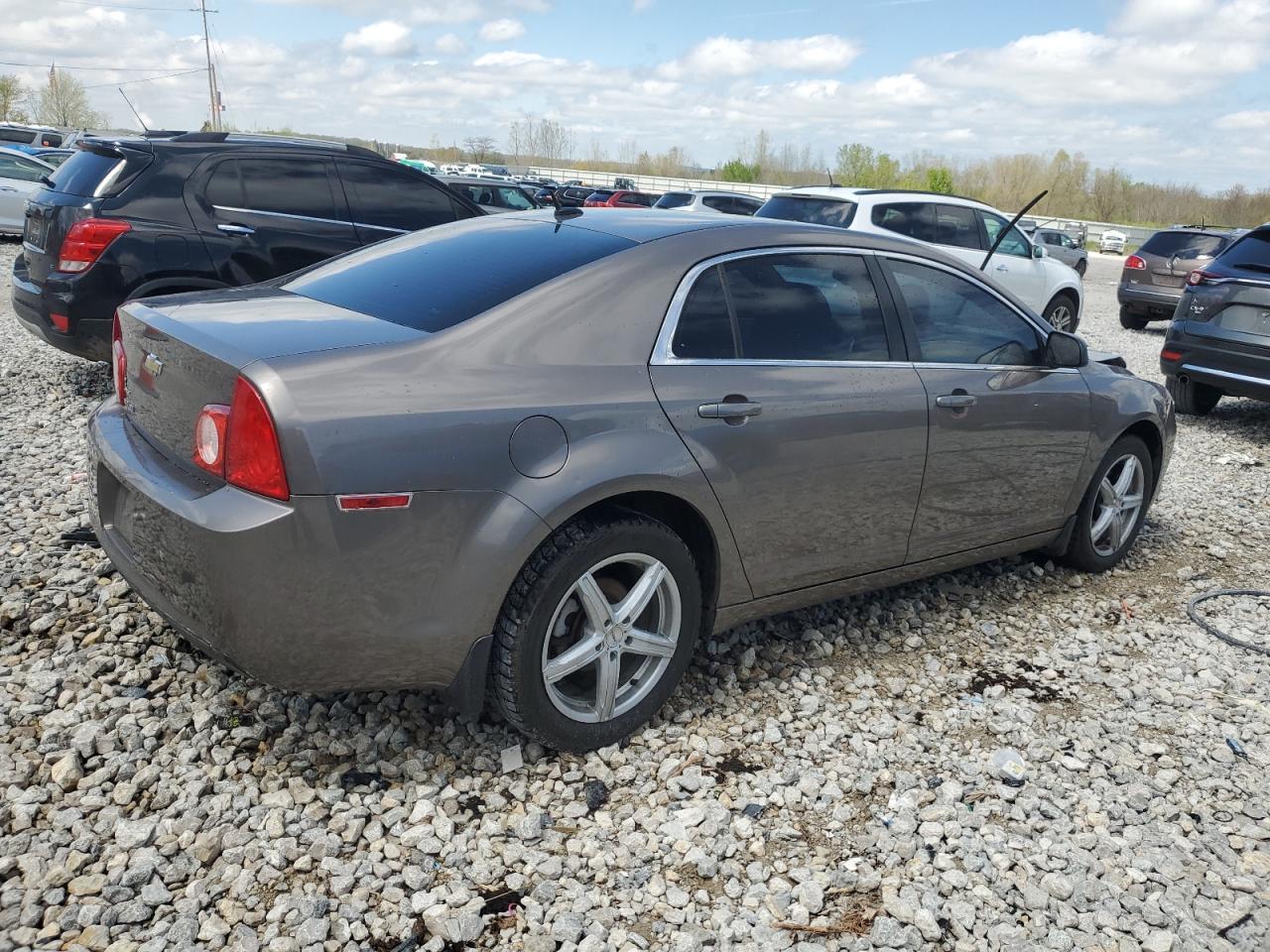 2011 CHEVROLET MALIBU