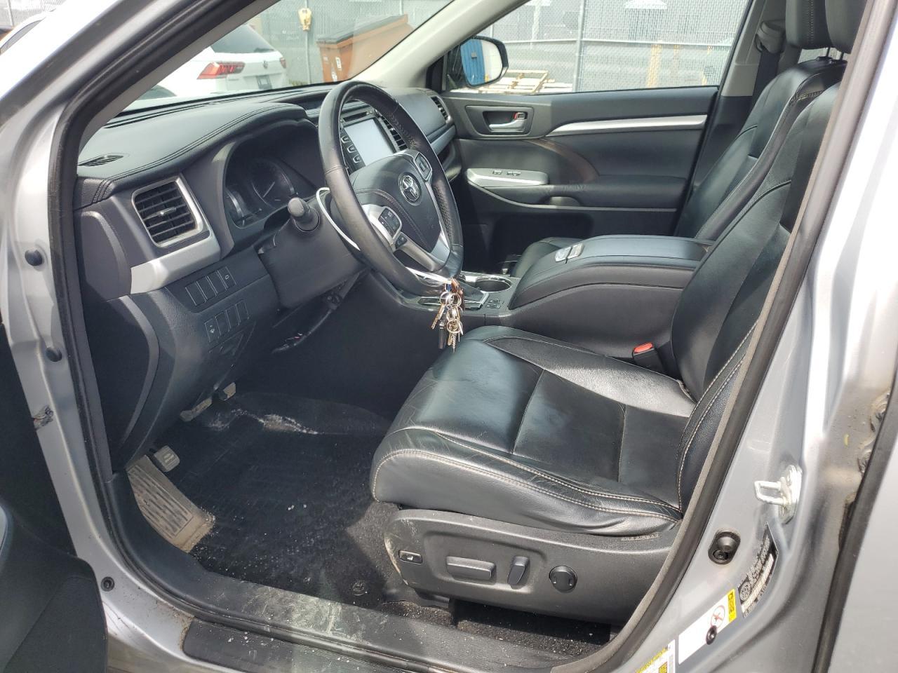 2014 TOYOTA HIGHLANDER
