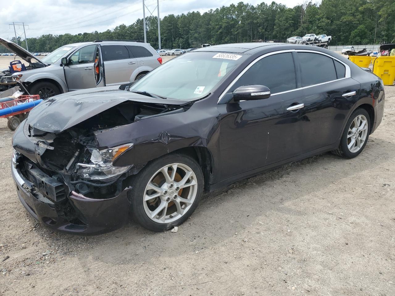 2014 NISSAN Maxima