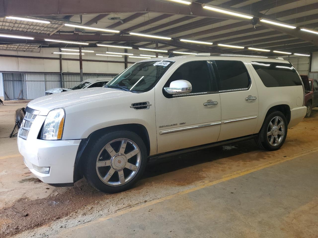 2013 CADILLAC ESCALADE