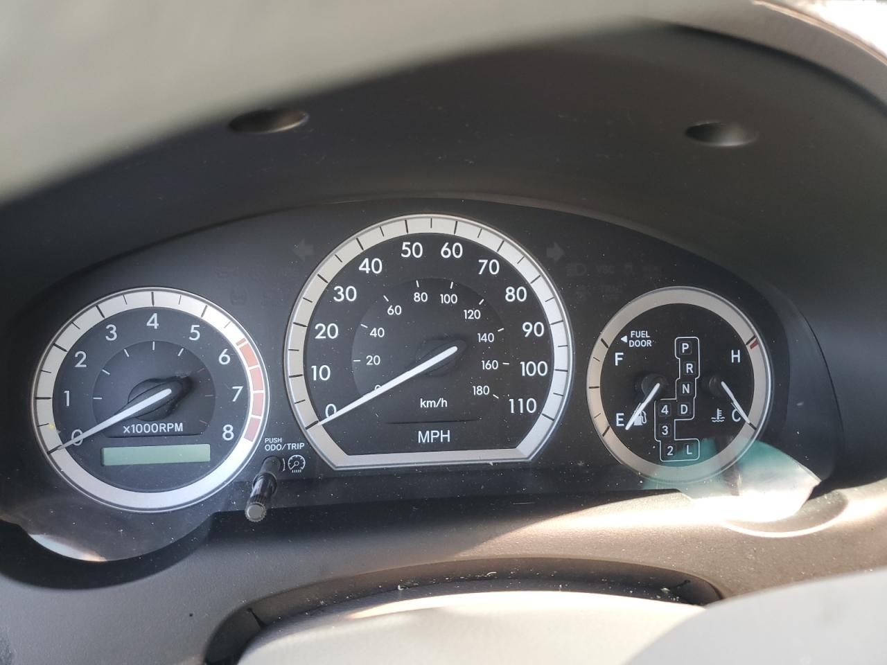 2004 TOYOTA SIENNA
