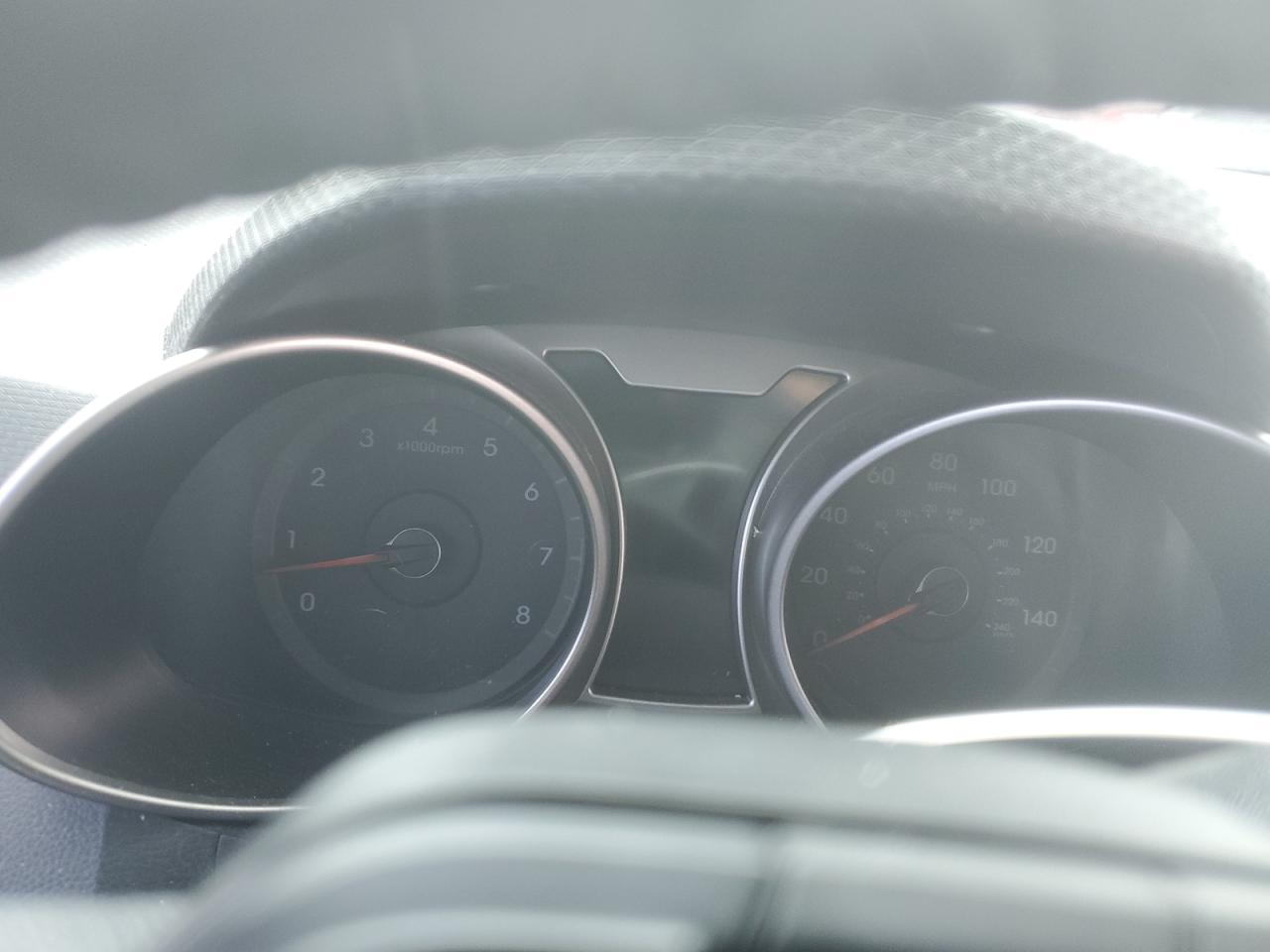 2013 HYUNDAI VELOSTER