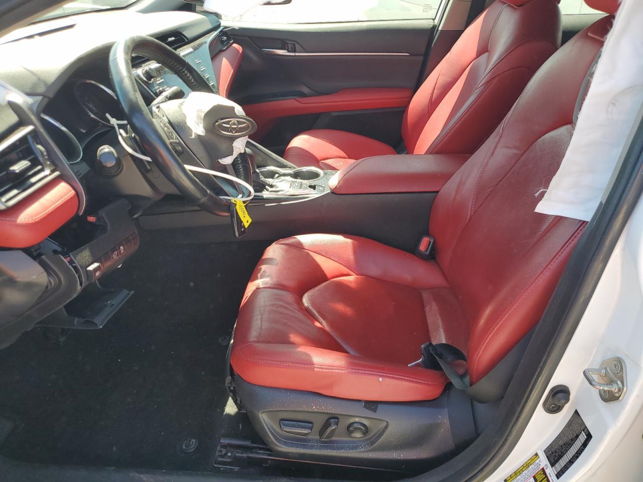 2019 TOYOTA CAMRY