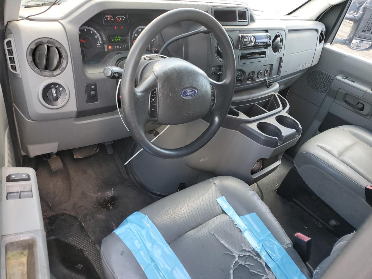 2010 FORD ECONOLINE