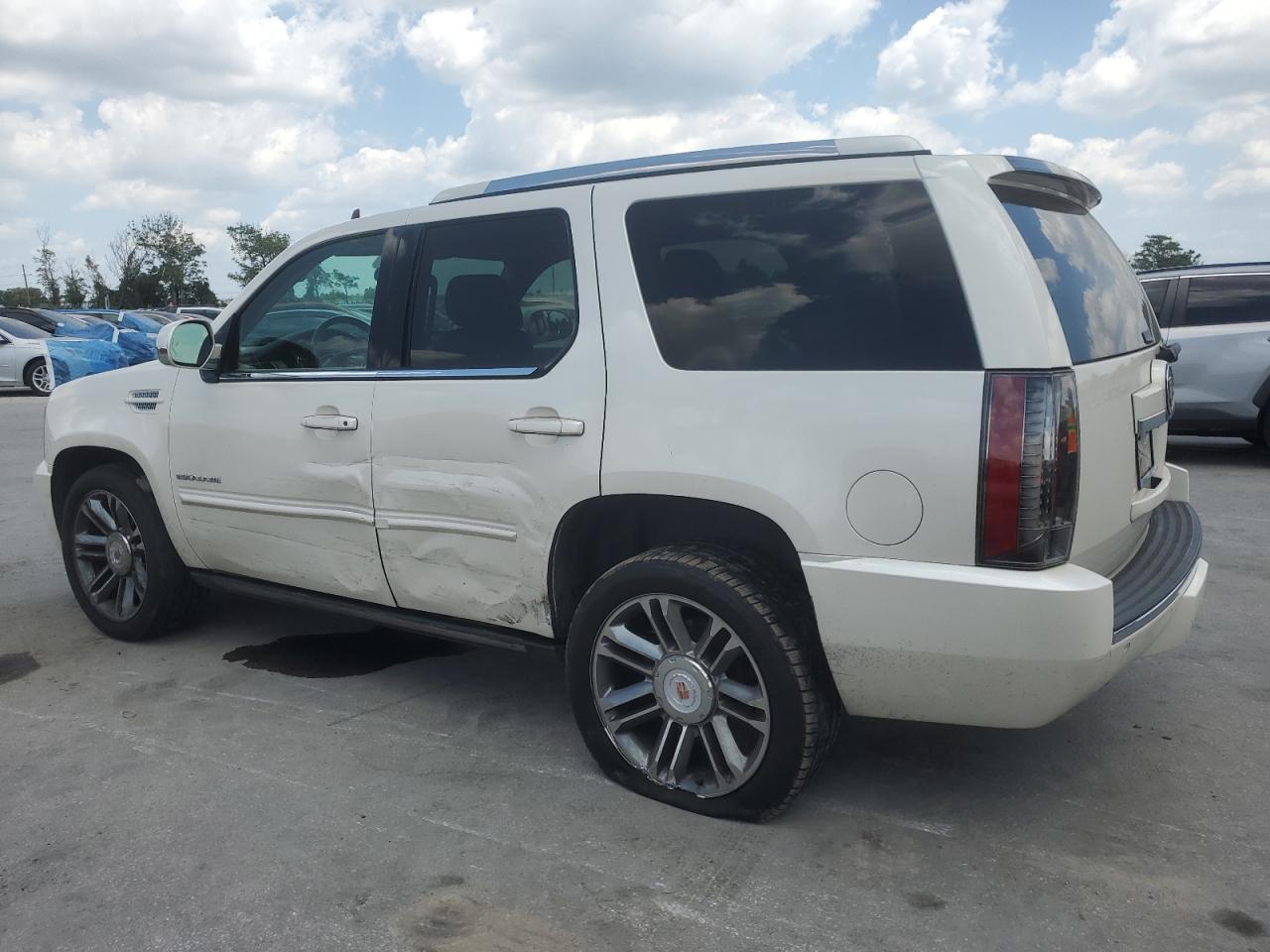 2013 CADILLAC ESCALADE