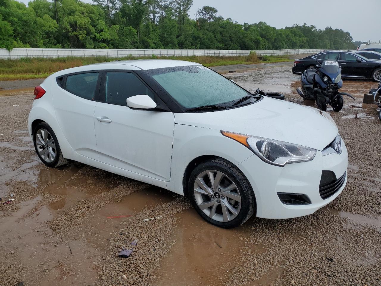 2016 HYUNDAI VELOSTER