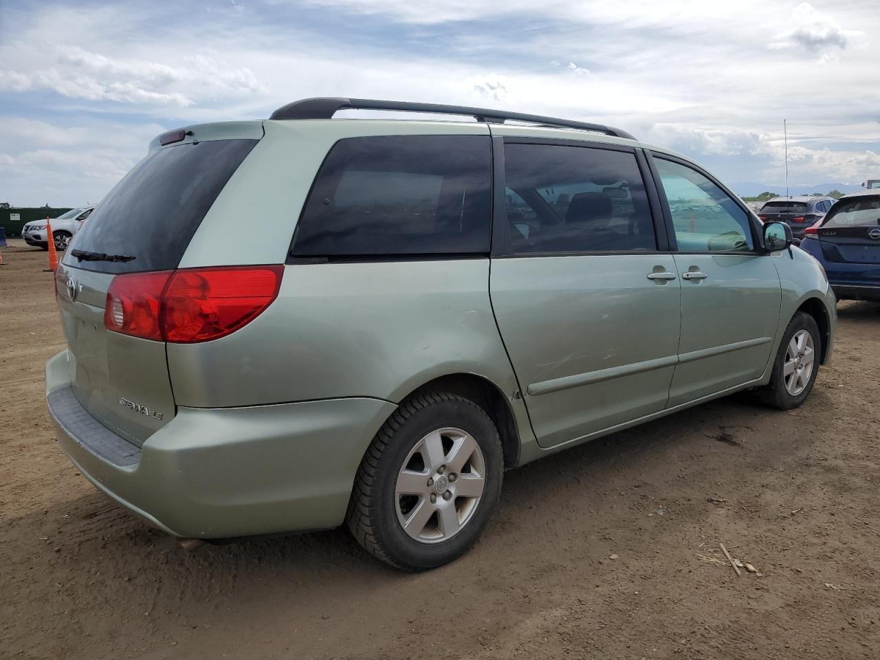 2008 TOYOTA SIENNA