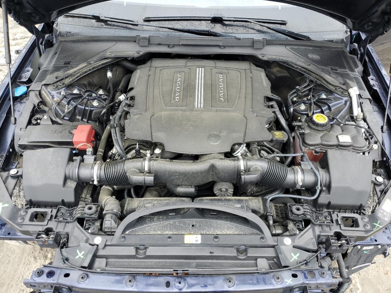 2018 JAGUAR XE