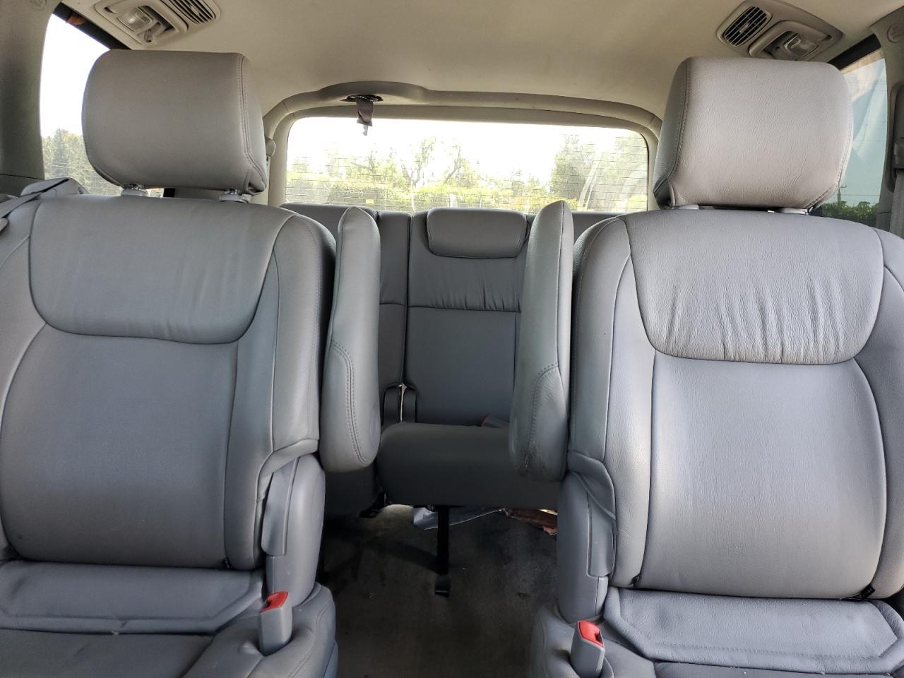 2008 TOYOTA SIENNA