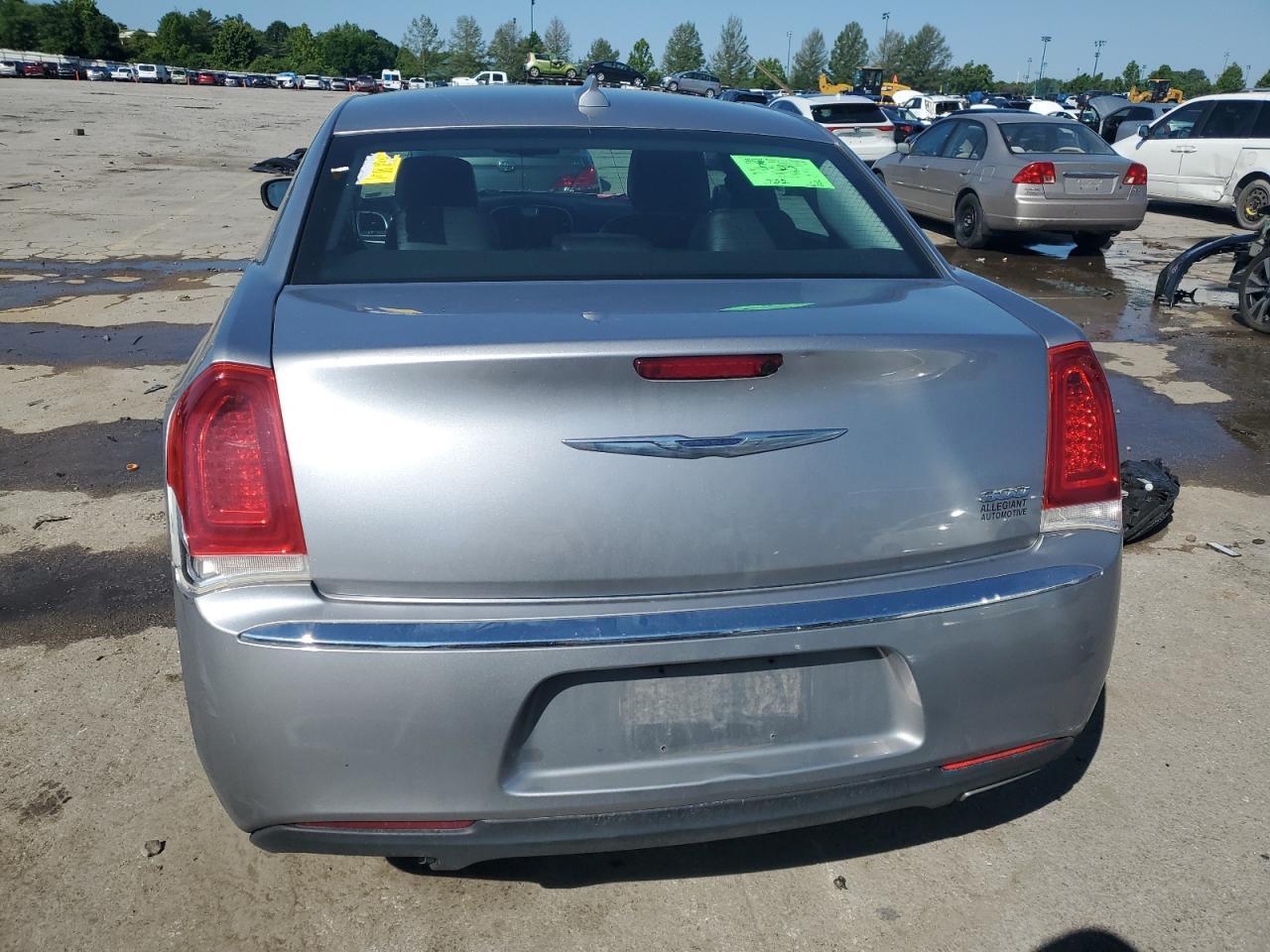 2015 CHRYSLER 300