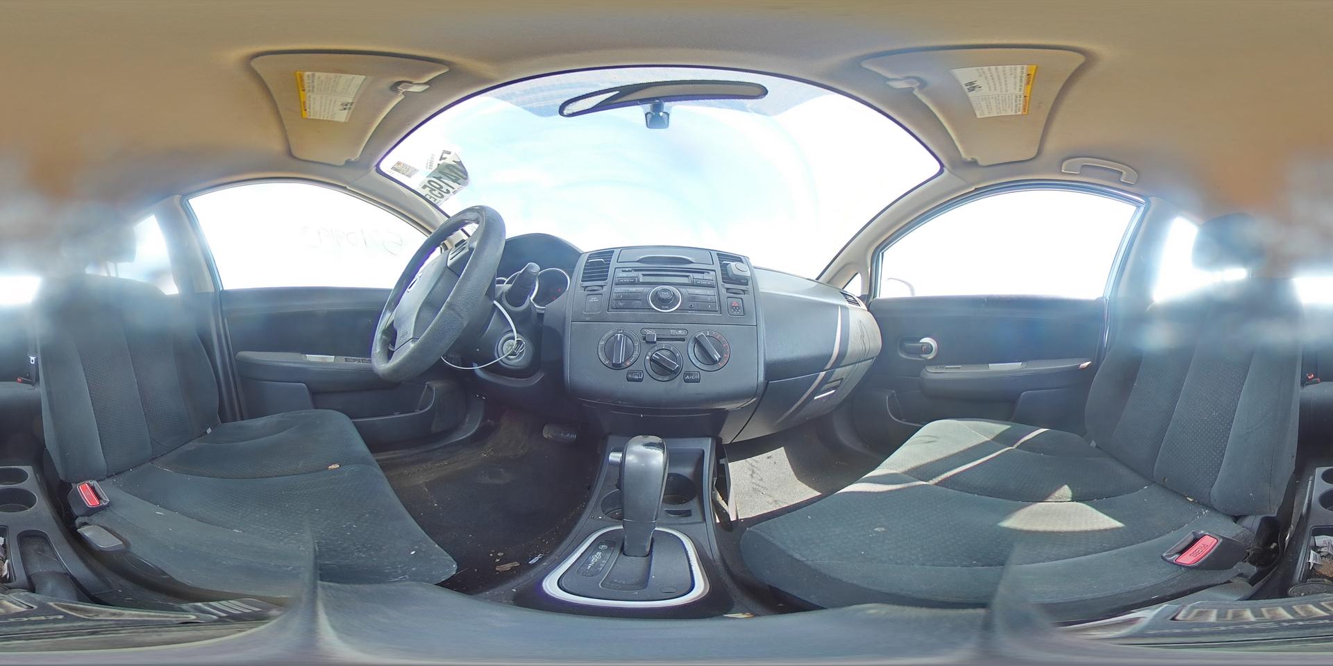 2010 NISSAN VERSA