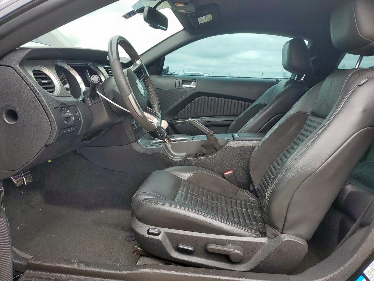 2012 FORD MUSTANG