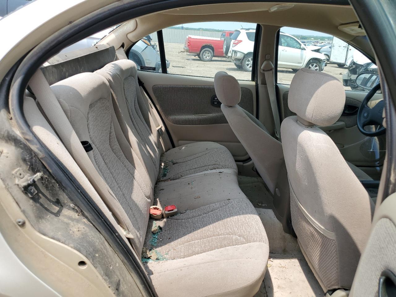 2001 SATURN Sl2