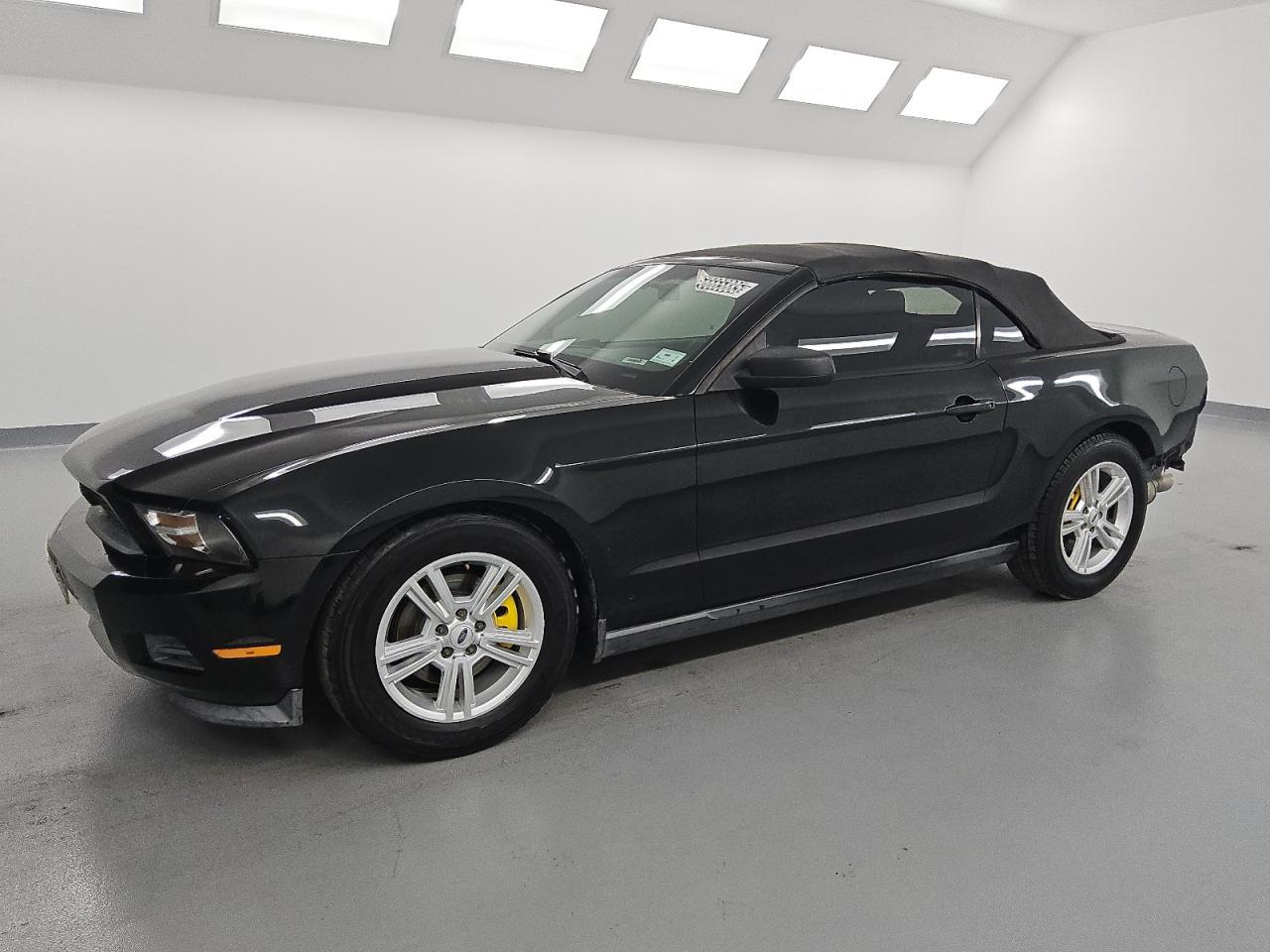 2012 FORD MUSTANG