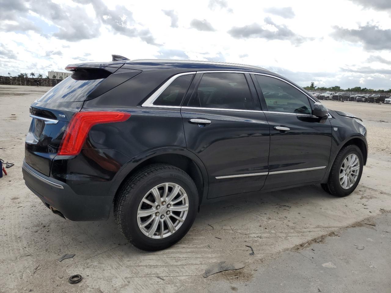 2018 CADILLAC XT5